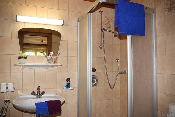 Gaestehaus Neuhauser زيل أم زيلر المظهر الخارجي الصورة