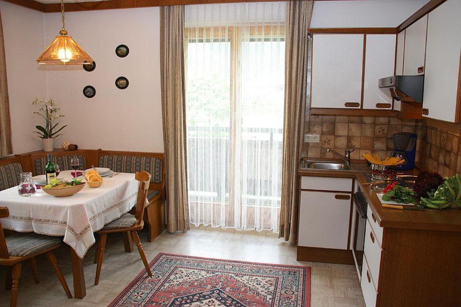 Gaestehaus Neuhauser زيل أم زيلر المظهر الخارجي الصورة