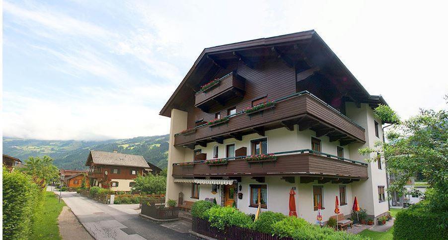 Gaestehaus Neuhauser زيل أم زيلر المظهر الخارجي الصورة