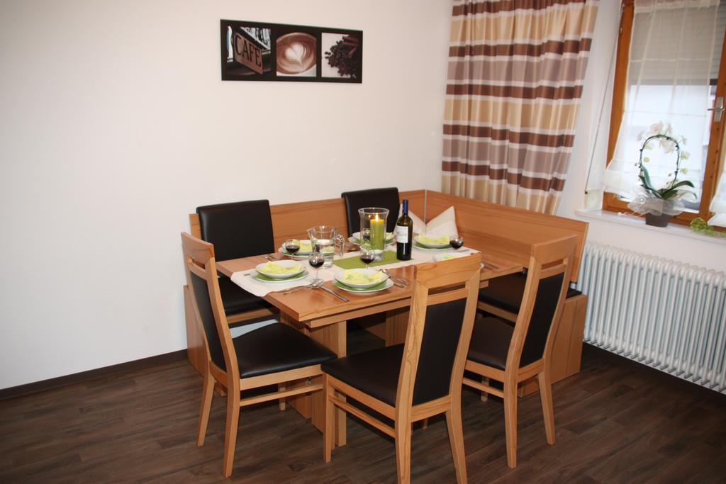 Gaestehaus Neuhauser زيل أم زيلر الغرفة الصورة
